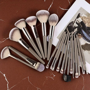 20 Pincéis de Maquiagem Profissional