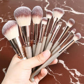 Kit 10 Pincéis Profissionais para Maquiagem - Kabuki